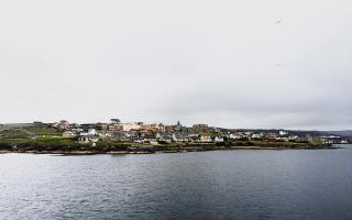 Шетландские острова – архипелаг более чем из ста островов Основные регионы и города